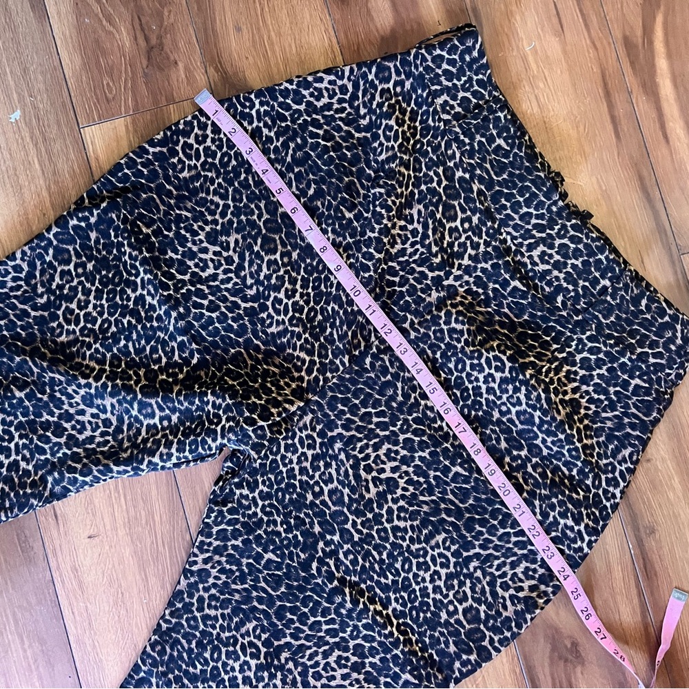 Deadly Dames Leopard Print capri - Picture 5 of 7